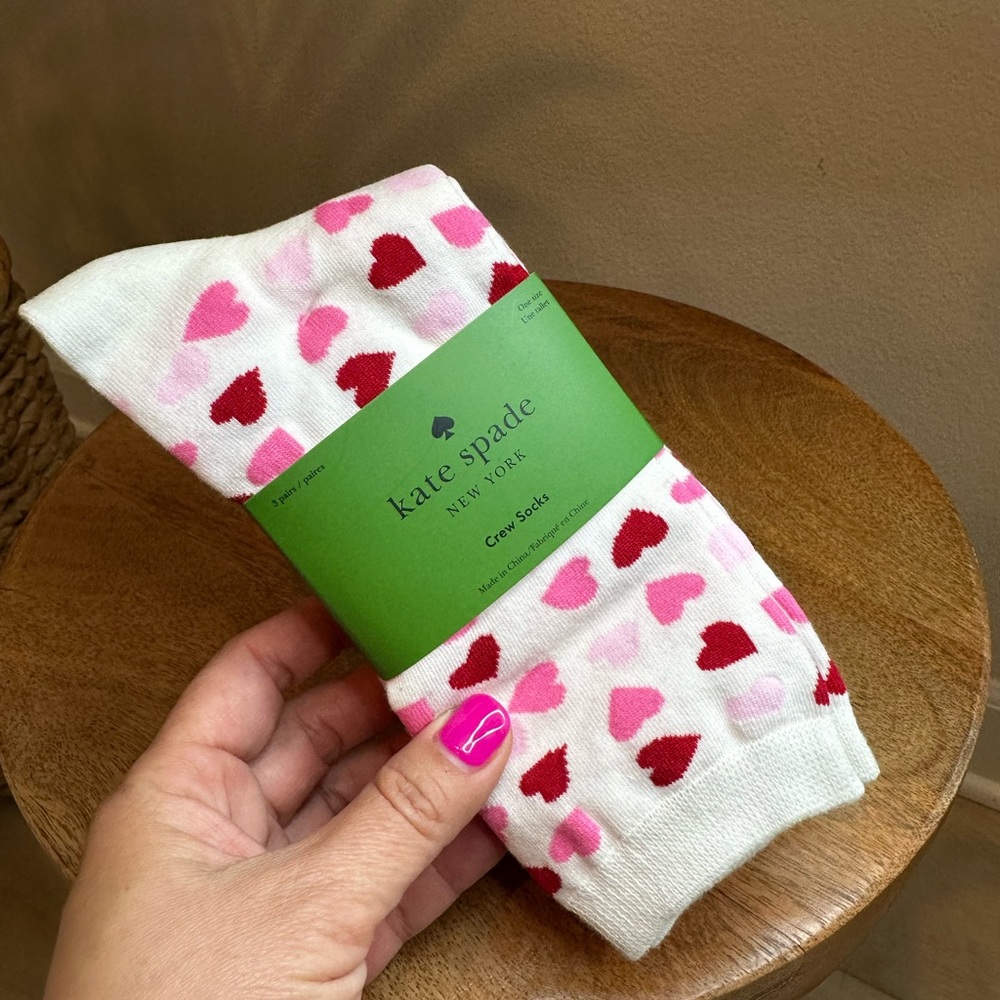 Kate Spade Valentine’s Day heart socks 3 pack crew one size pink red white - Picture 5 of 6